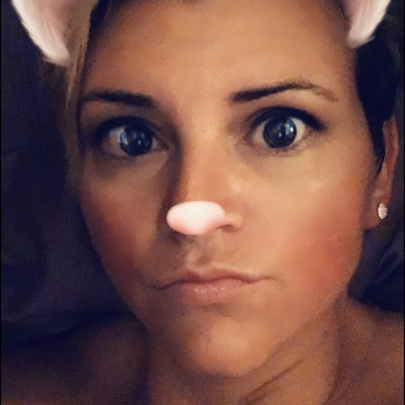 Meet your Posher, January - Picture 1 of 1