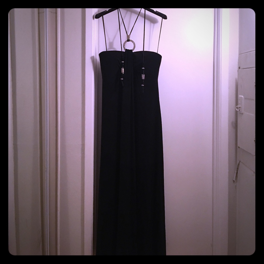 ‼️FINAL SALE⁉️Maxi black dress with jewels details