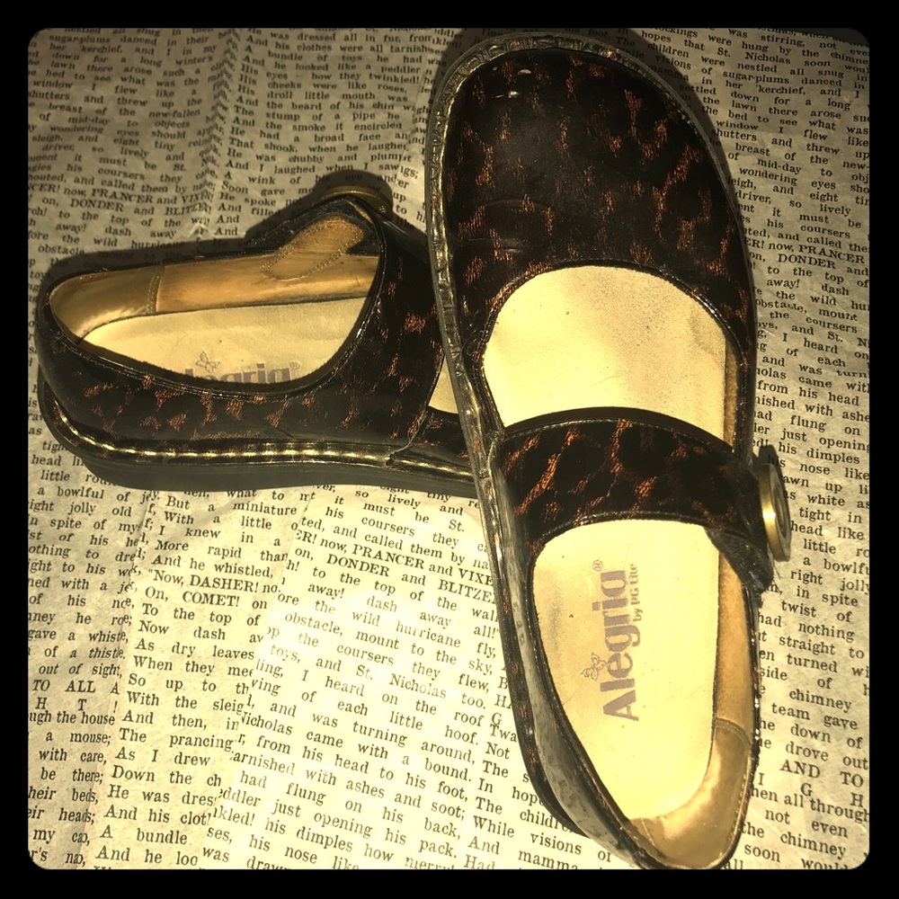Black & Brown size 8 Algeria work shoes