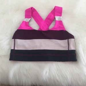 ✨ BUNDLED ✨ Lululemon sports bra size 6