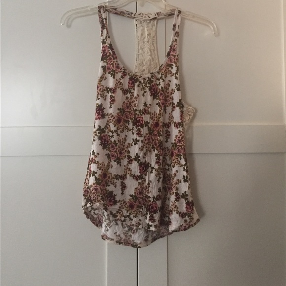 Floral Top - Picture 1 of 2