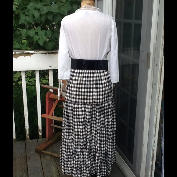 VTG Black & White Buffalo Plaid Full Prairie Skirt - Picture 3 of 5
