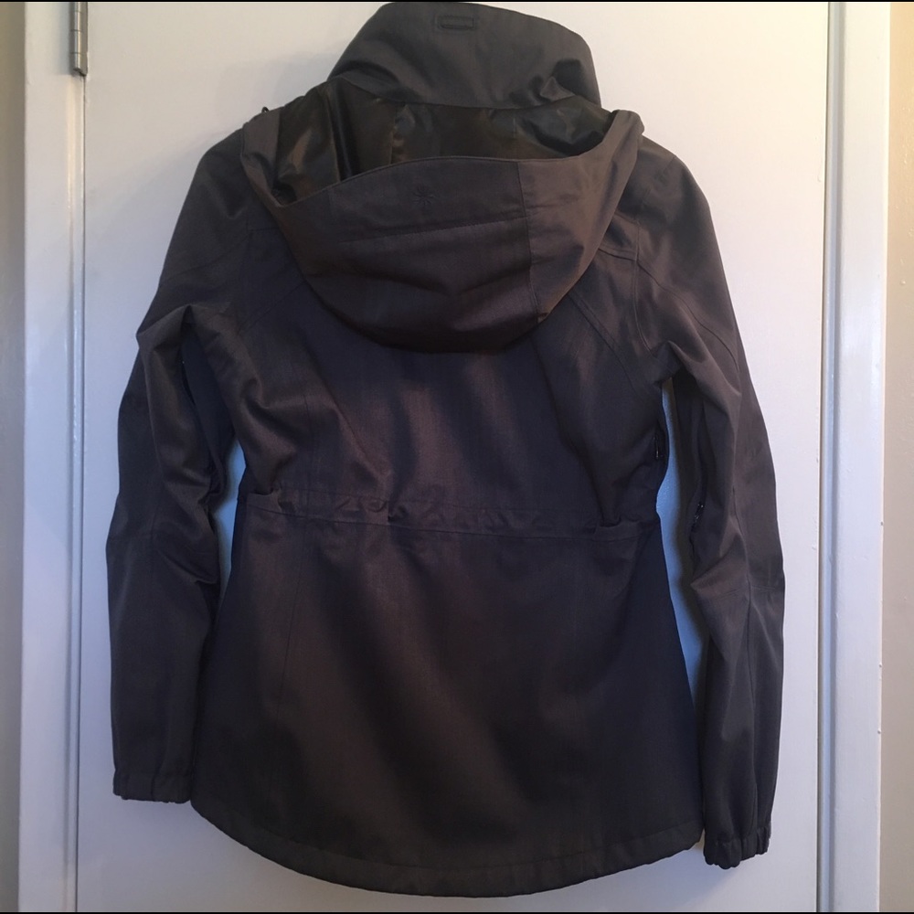 (Donated!) HP! ๐ Athleta rain shell - like new! - Picture 3 of 7