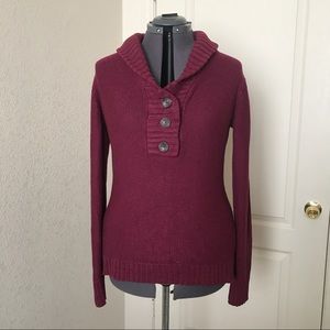 Maroon knit sweater