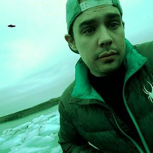 Meet your Posher, Travis