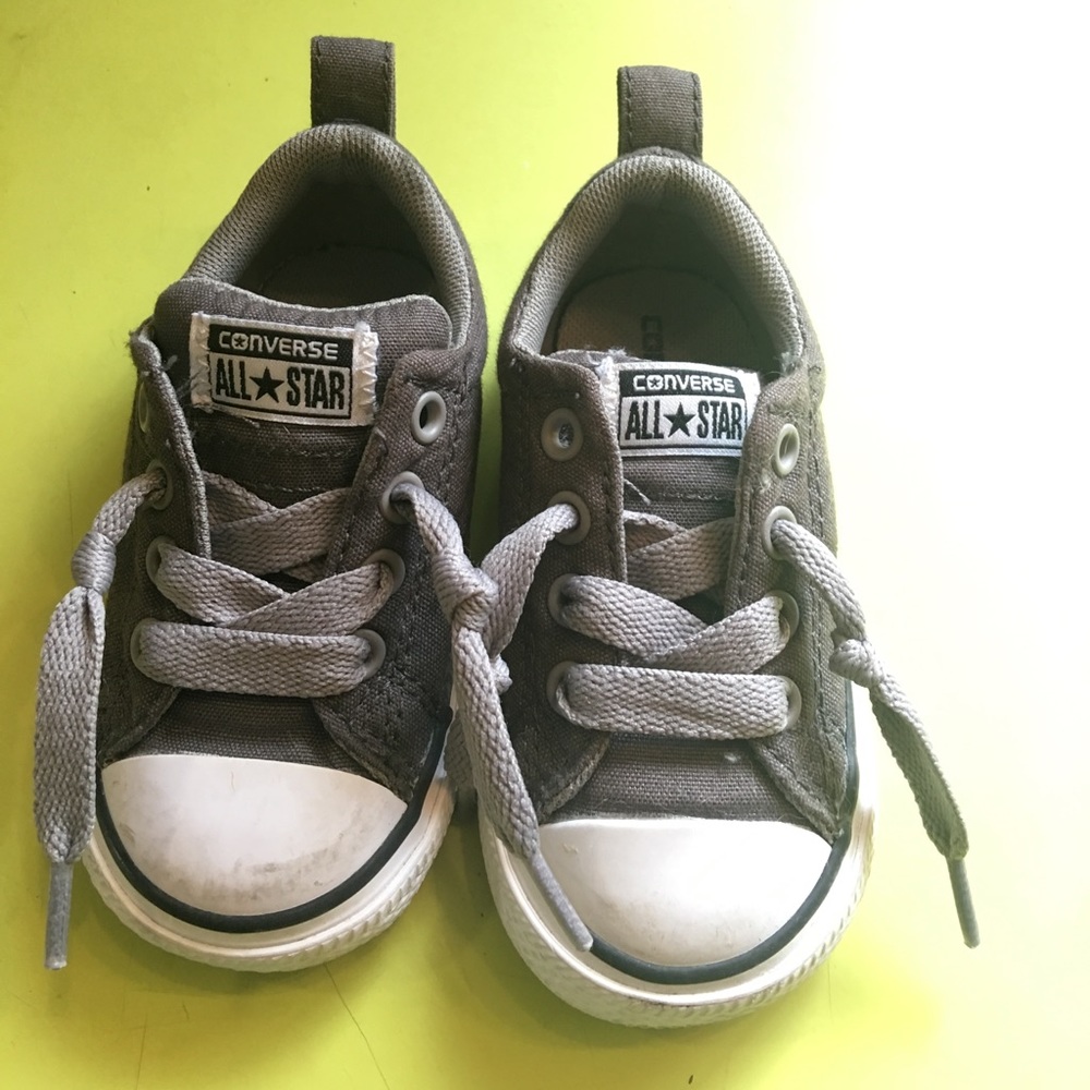 Toddler Converse Size 5