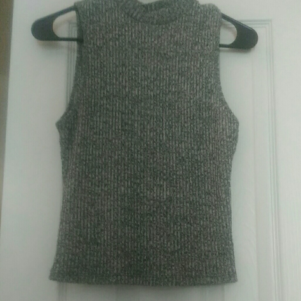 Charlotte Russe cropped tank