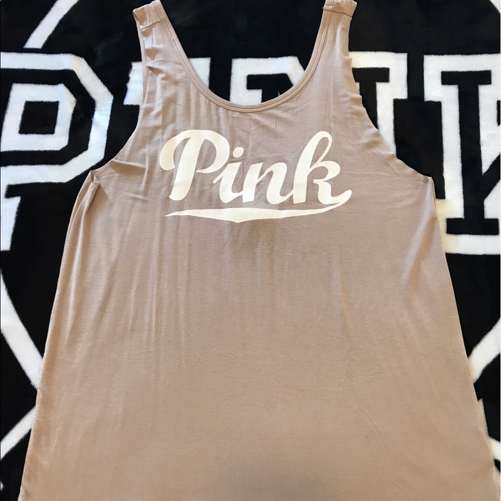 Vs pink tank