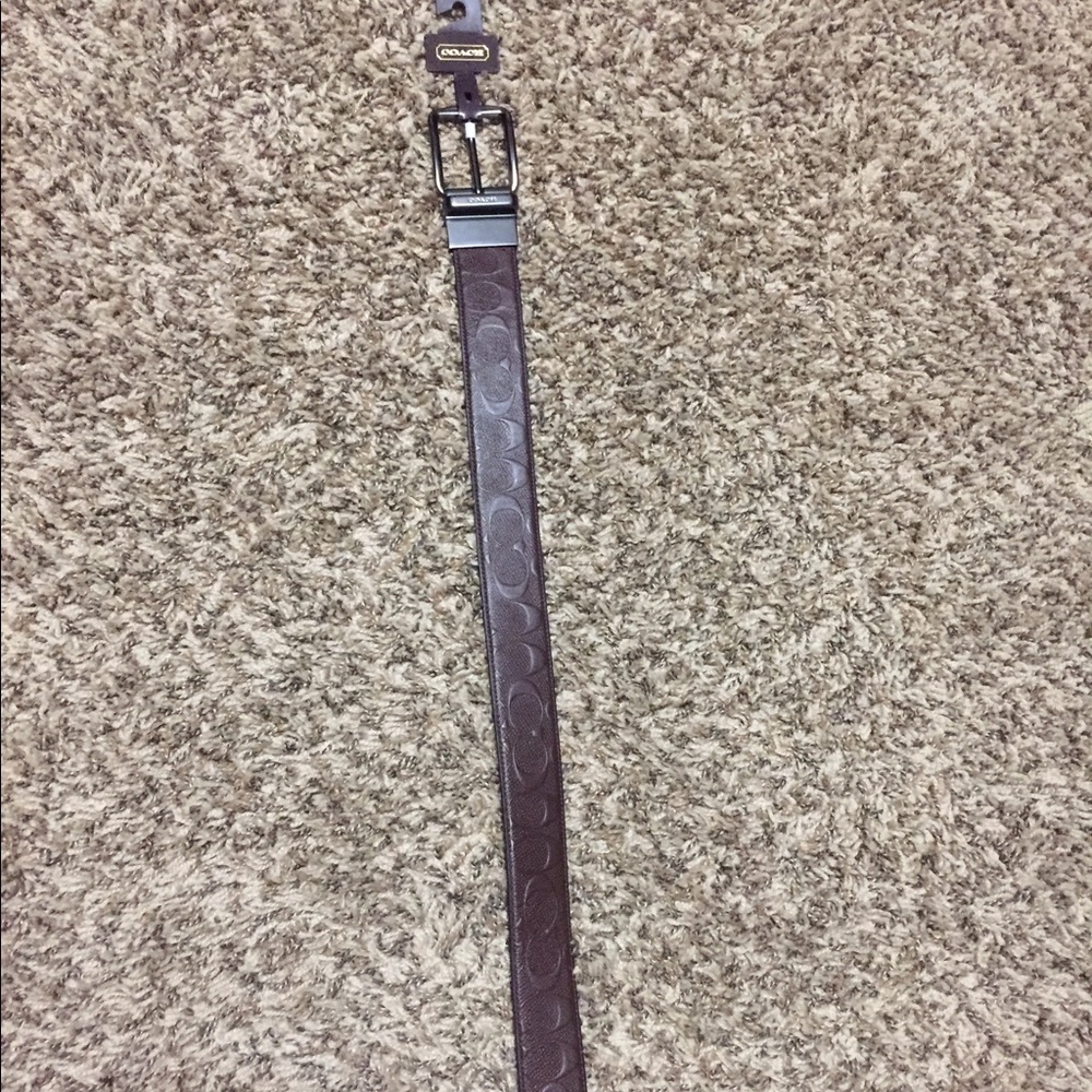 SOLD SOLD!!NWT COACH SIG WIDE BUCKLE BELT