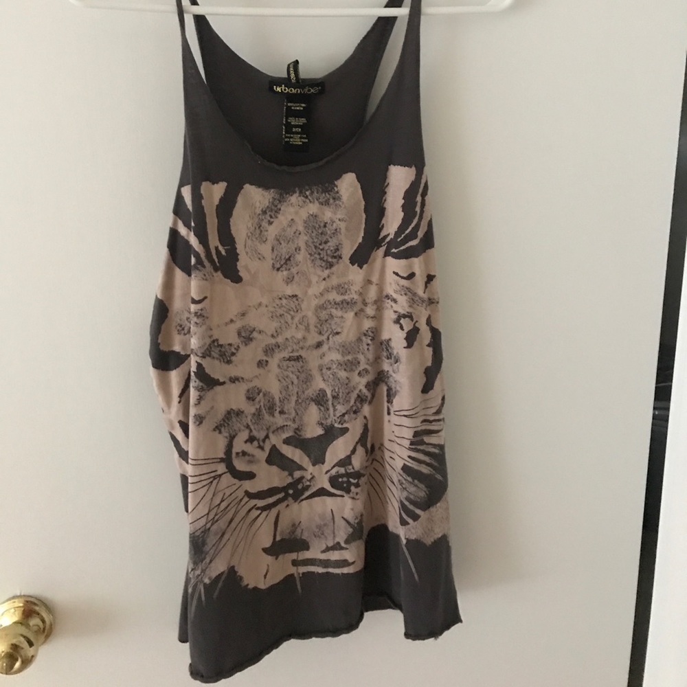 Tiger face tank top!
