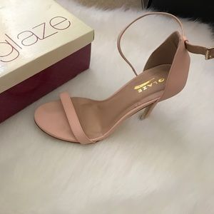 Glaze Blush heels size 8.5
