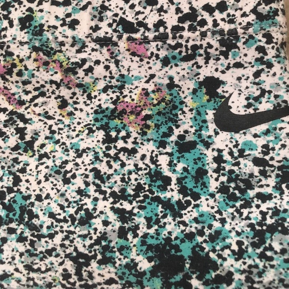 Nike paint splatter leggings - Picture 2 of 3