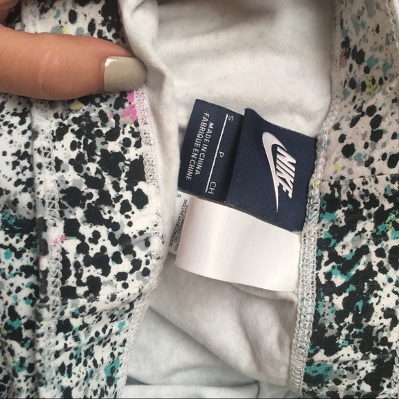 Nike paint splatter leggings - Picture 3 of 3