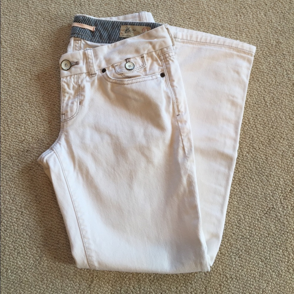 Gap | Limited Edition White Ankle Jeans