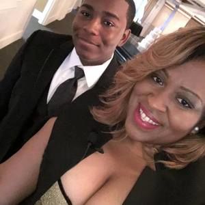 Meet your Posher, Jasmine