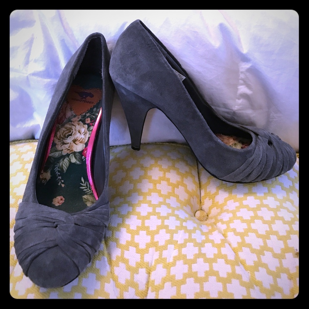 RocketDog Grey Suede Heels - Size 8