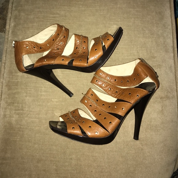 MICHEAL Micheal Kors heels - Picture 4 of 5