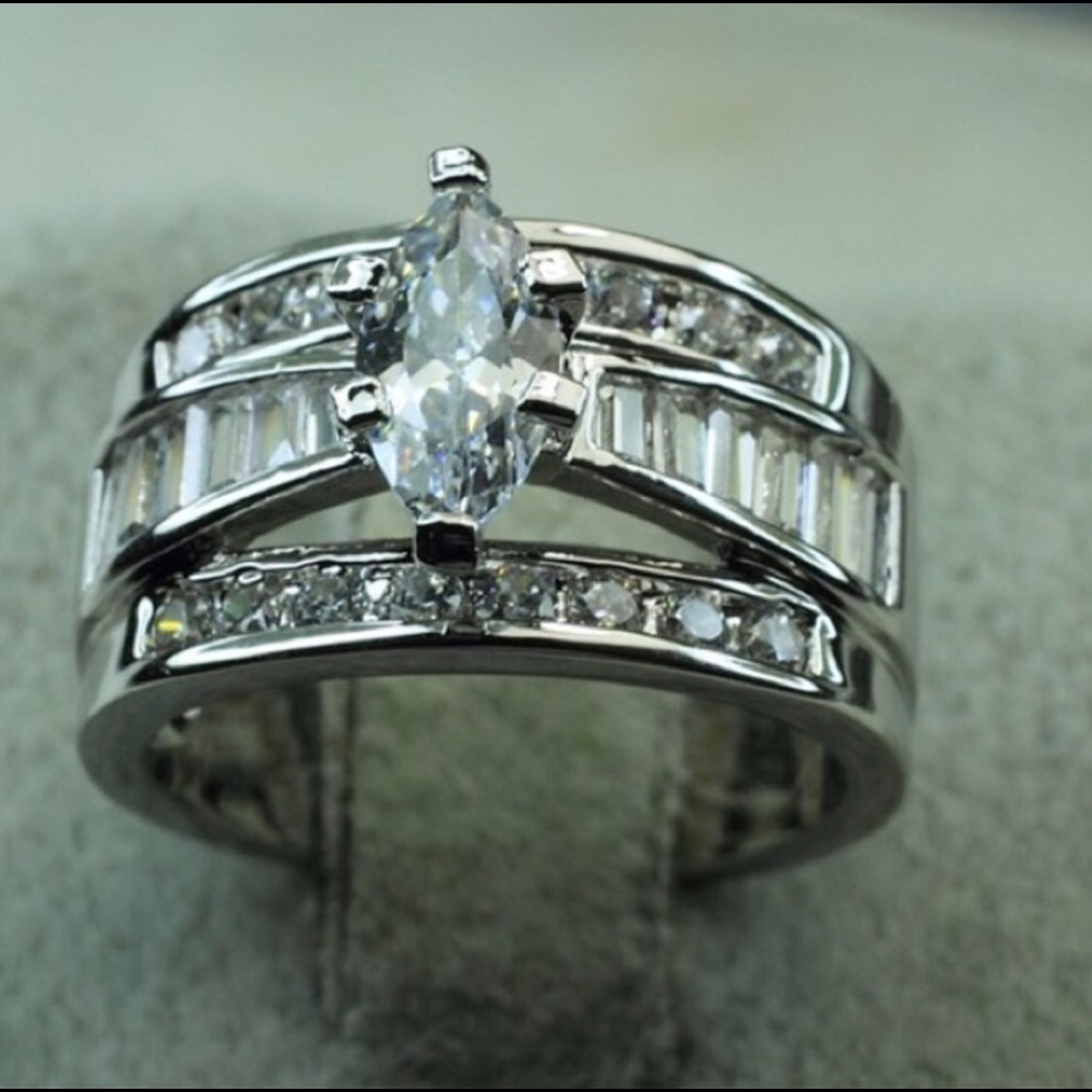 💥💥💥Sale!!Princess cut beautiful Fashion Ring!