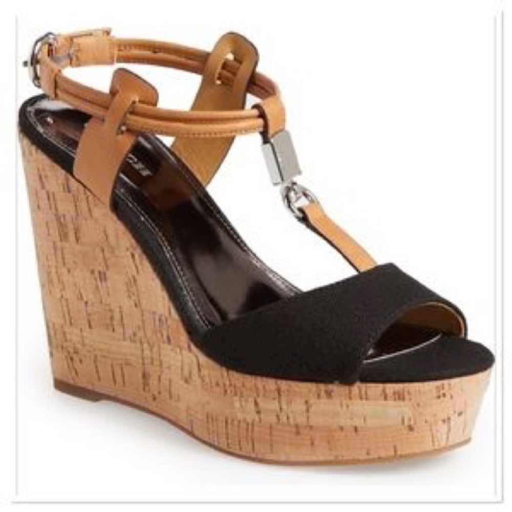 Coach Linden Sandals .... never worn!