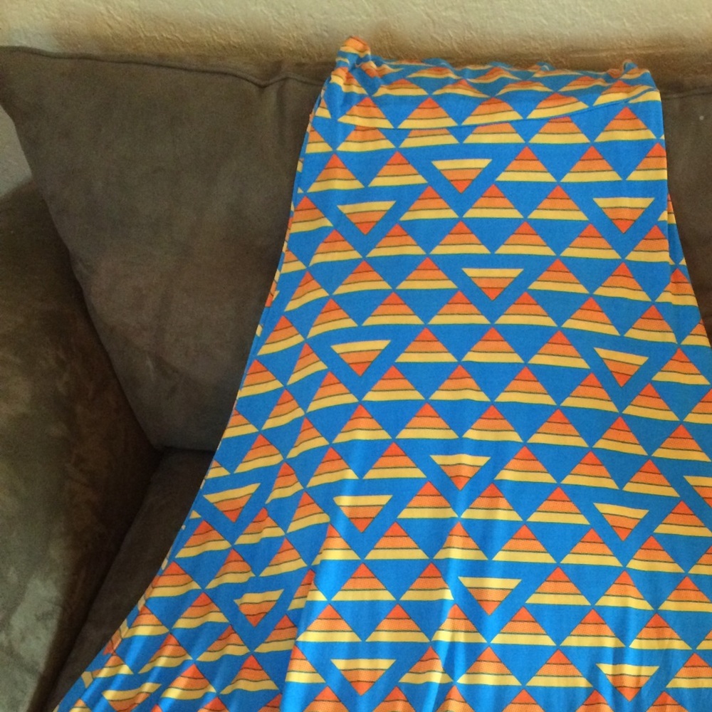 Lularoe maxi skirt Medium
