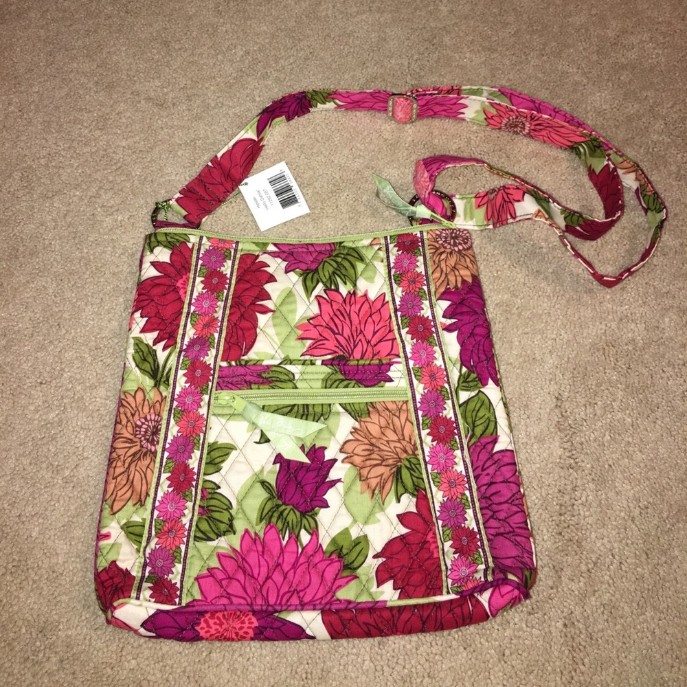 Vera Bradley Crossbody "Hello Dahlia"
