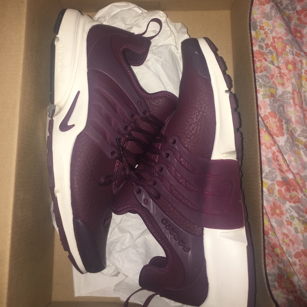 W Air Presto PRM maroon
