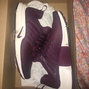 W Air Presto PRM maroon