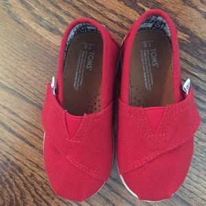 TOMS Classics, Tiny Size 6, EUC