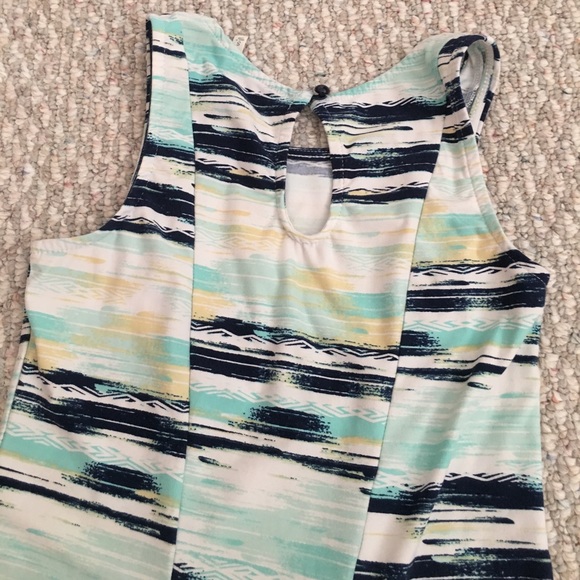 Dress - Picture 3 of 4