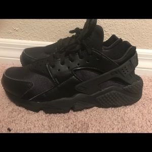 NIKE AIR HUARACHE RUN 8.6 women's