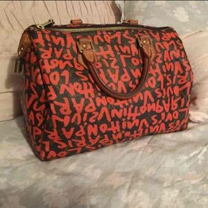 authentic Vuitton speedy 30 graffiti