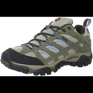 Merrells Moab Waterproof Hiking Shoe Size 7