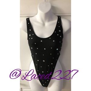 Black one piece 60$
