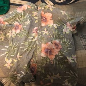 Button up Hawaiian shirt