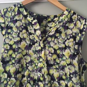 Jcrew sleeveless floral blouse (2016)