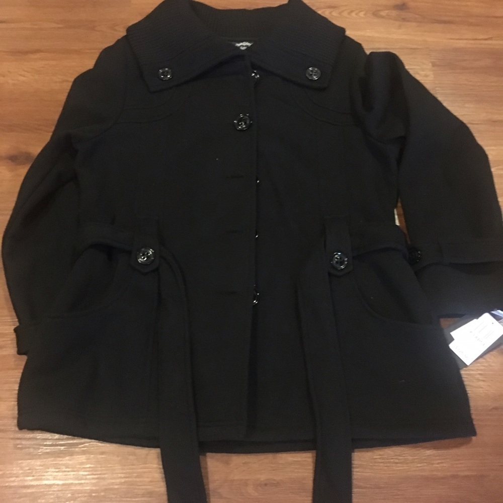 ✨🆕✨ Black Coat