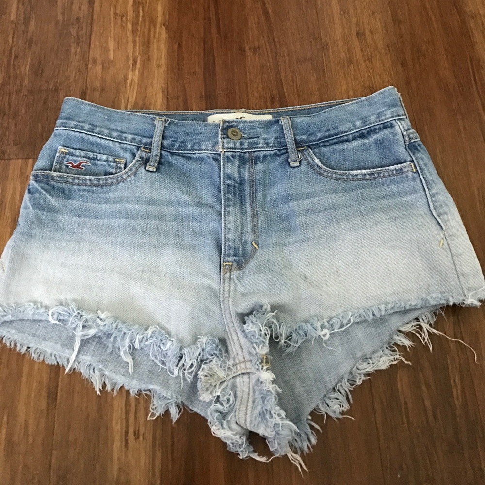 Hollister high rised short shorts