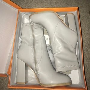 Women boots