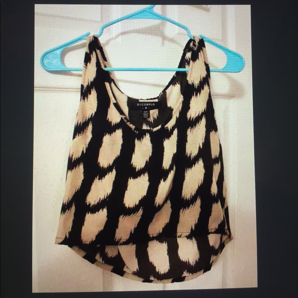 Black & Cream Crop Top