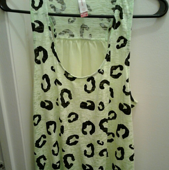 Lime green plus size tank top - Picture 1 of 4