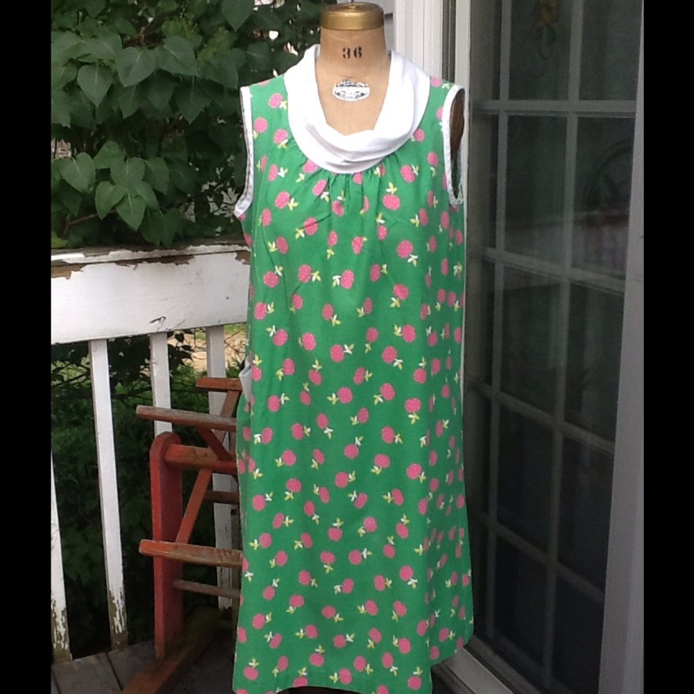 VTG 1960s  Whimsical Shift Dress
