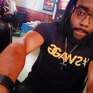 Meet your Posher, Blake