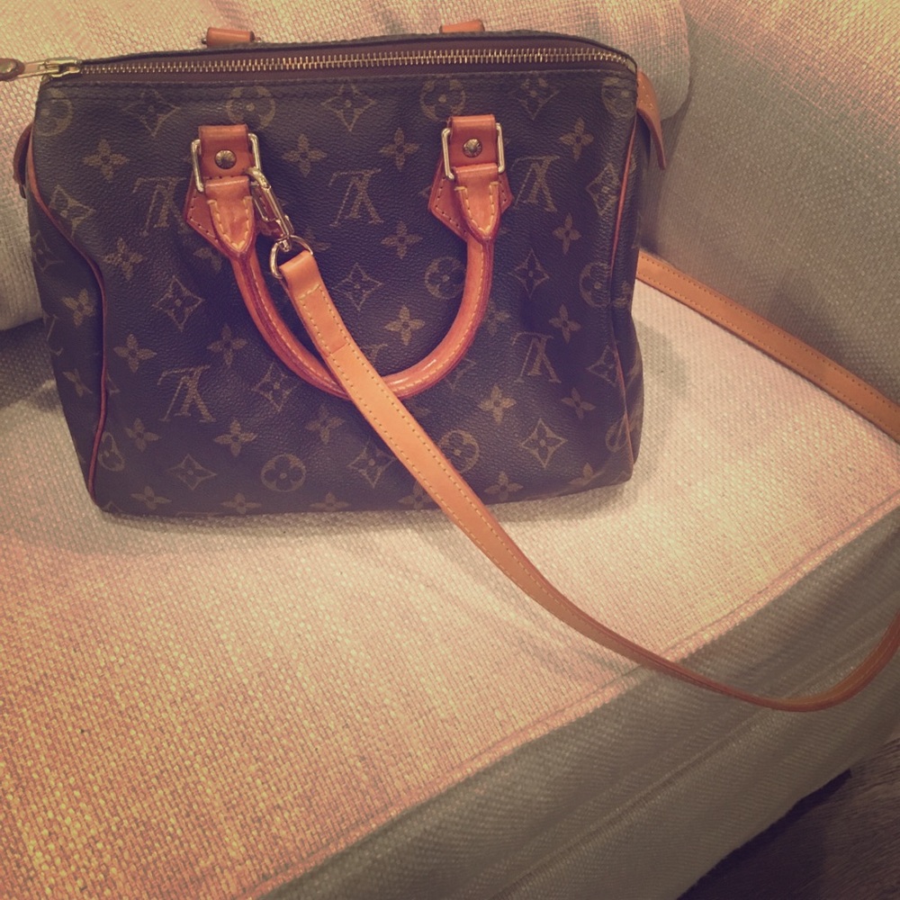 VINTAGE Authentic Louis Vuitton bag