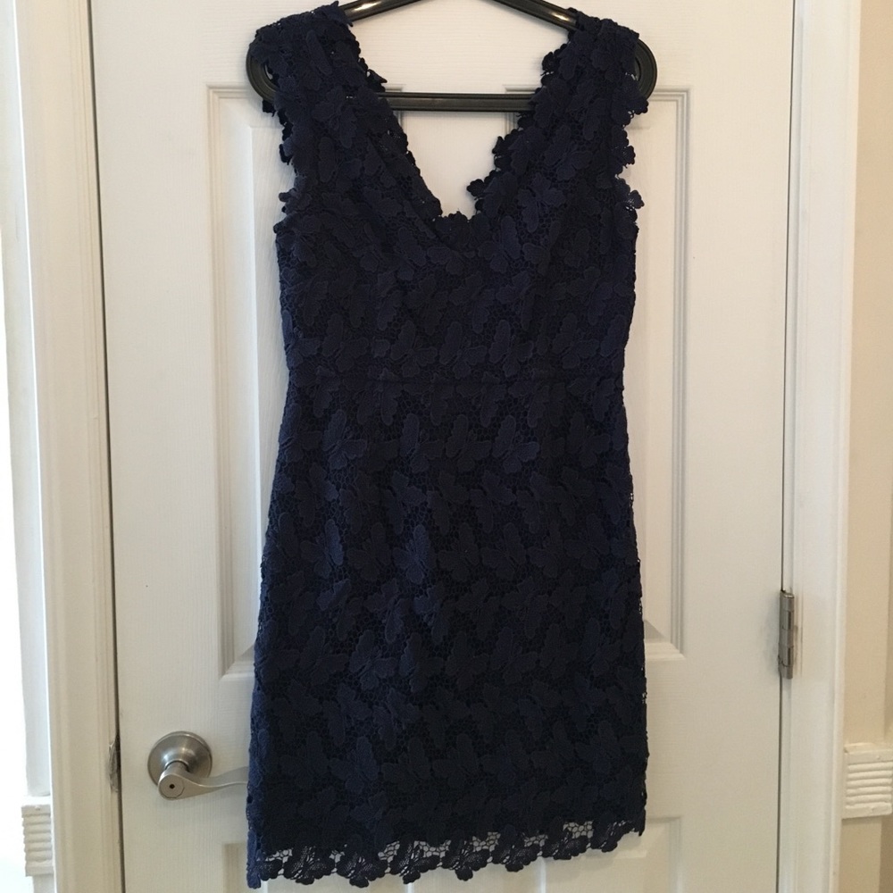 Lilly Pulitzer - Navy butterfly lace dress