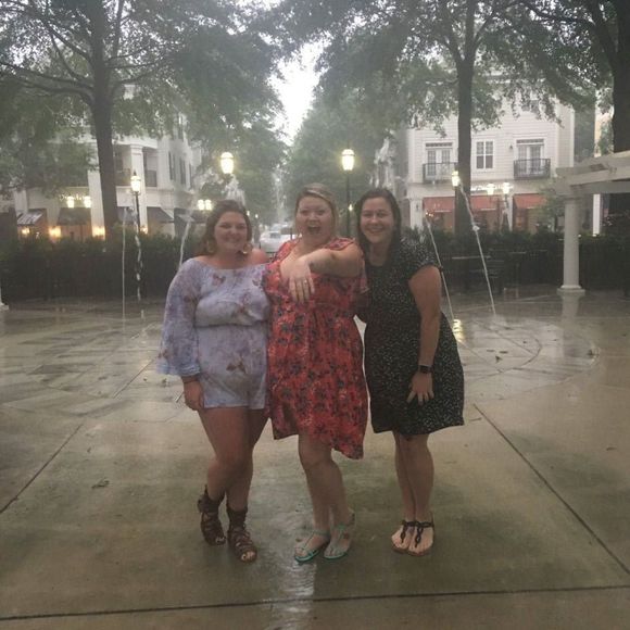 Meet your Posher, Amanda - Picture 1 of 1