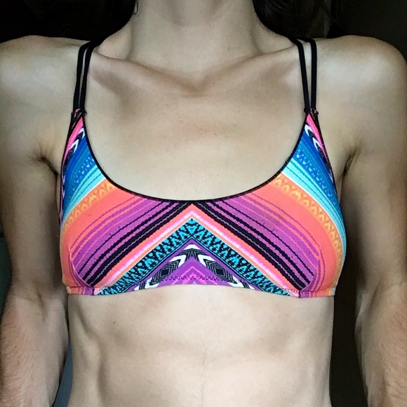 Sporty Swimtop - Picture 1 of 2
