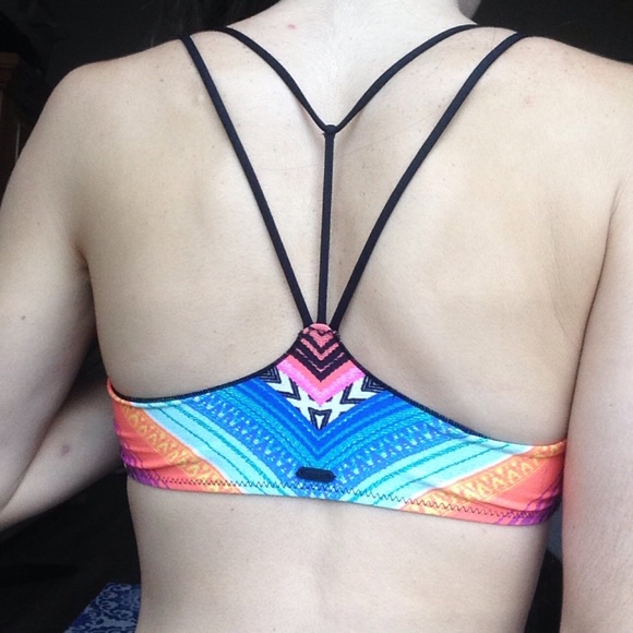 Sporty Swimtop - Picture 2 of 2