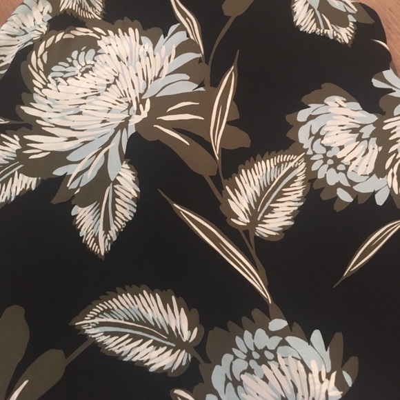 Floral blouse - Picture 2 of 2