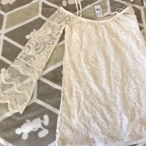 Off The Shoulder, Lace Shirt ✨