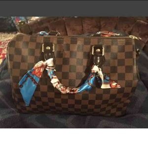 SOLD authentic Vuitton ebene speedy 30